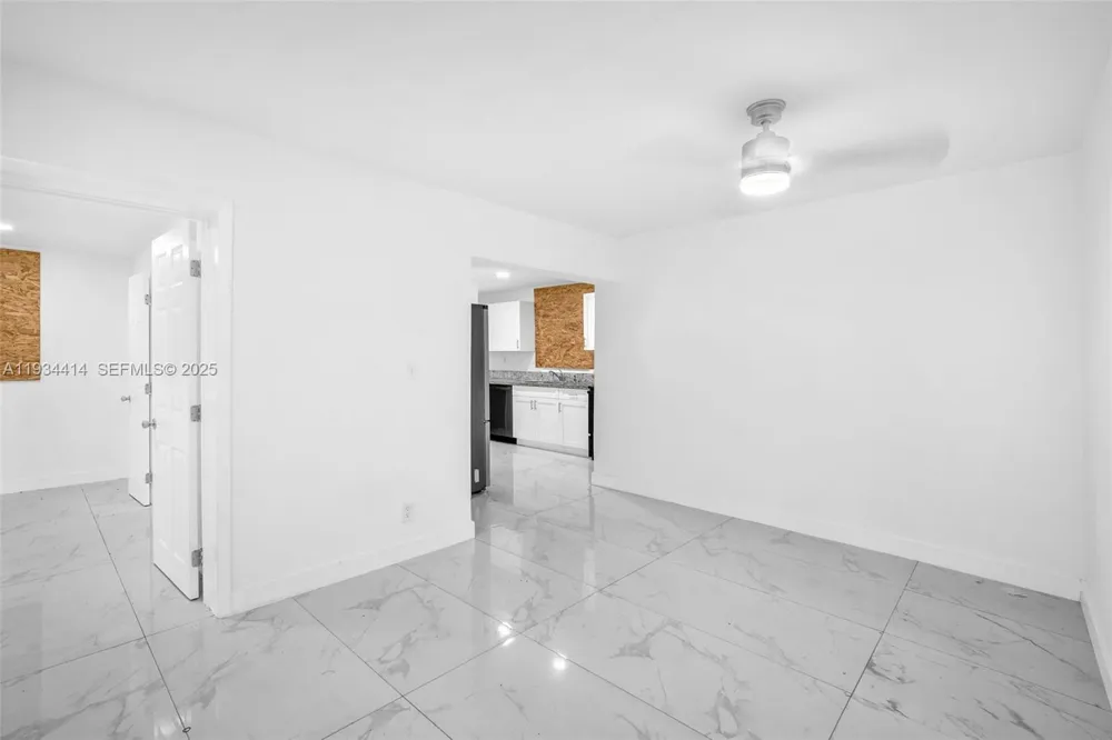 265 NW 135th North Miami, FL 33168