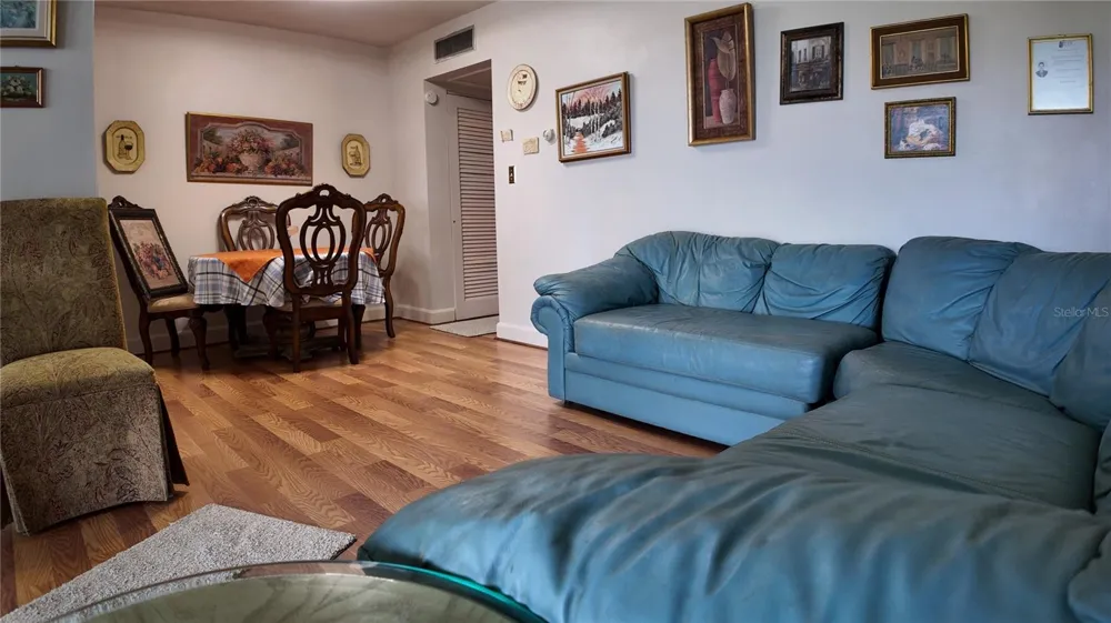 1600 W LAKE PARKER DRIVE #B23 Lakeland, FL 33805