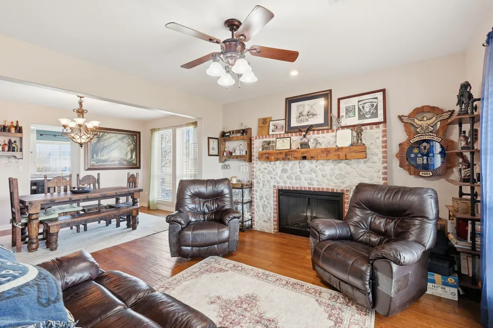 102 Van Meter Drive Aurora, TX 76078