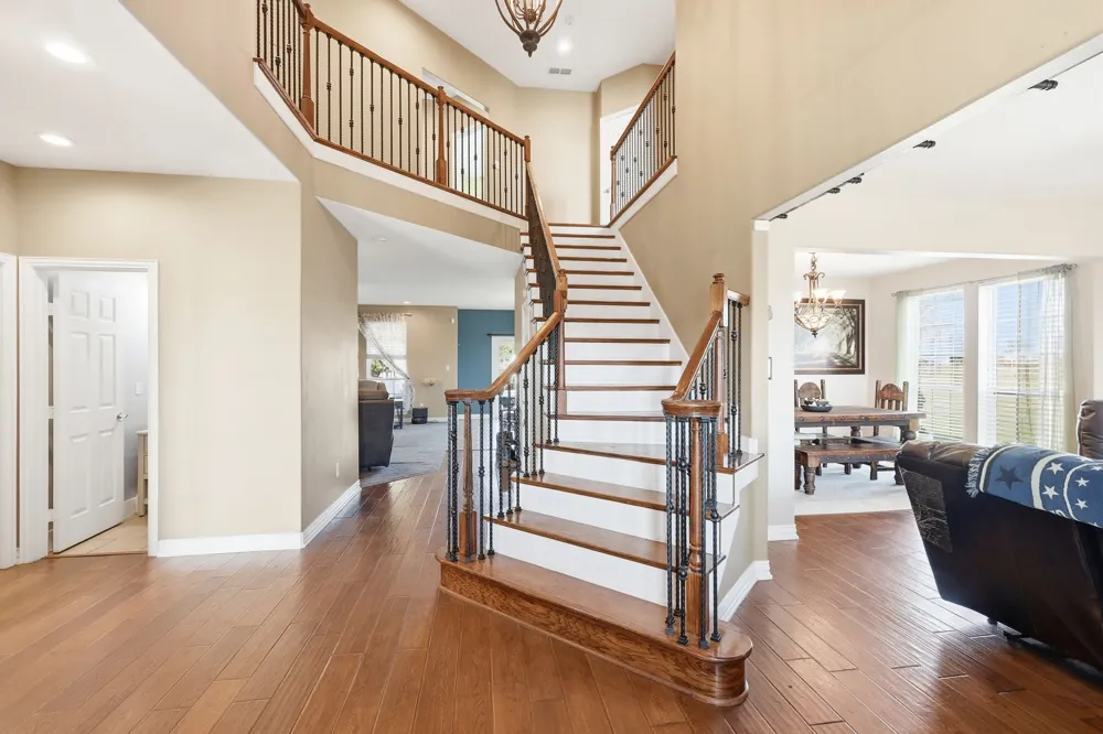 102 Van Meter Drive Aurora, TX 76078