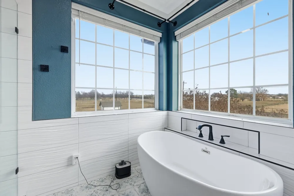 102 Van Meter Drive Aurora, TX 76078