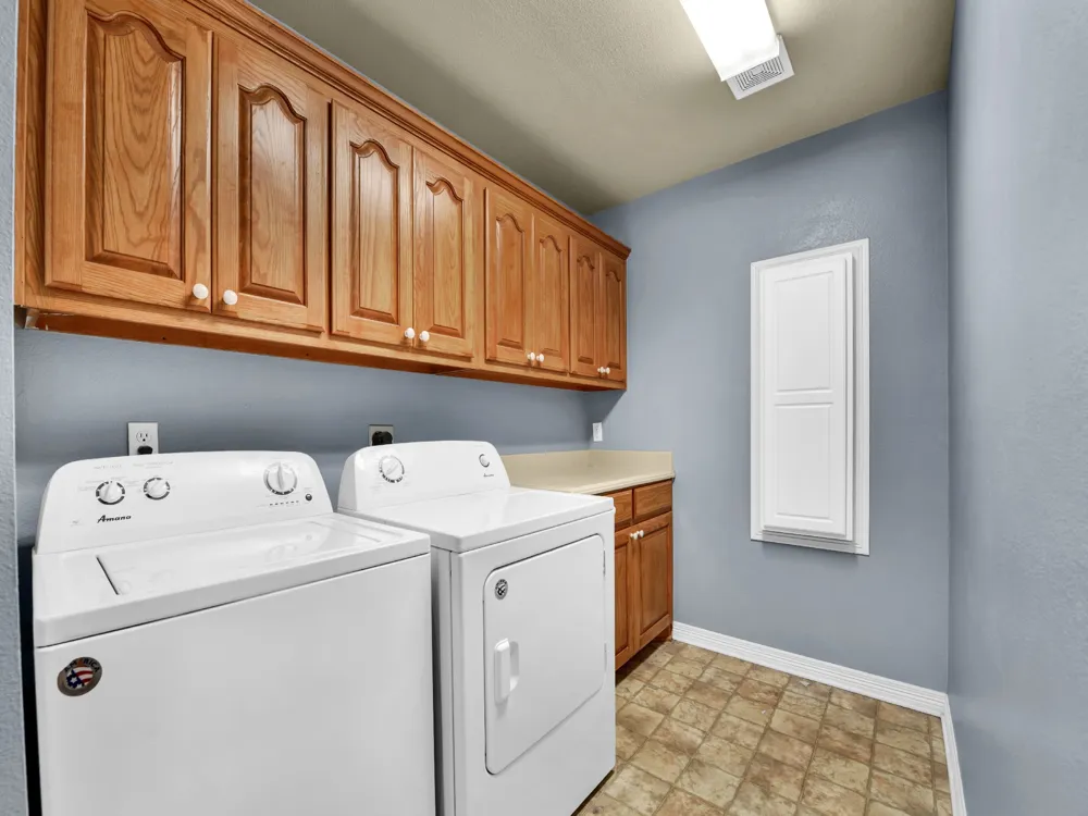 525 S Sugartree Drive Lipan, TX 76462