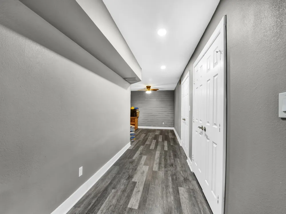 525 S Sugartree Drive Lipan, TX 76462