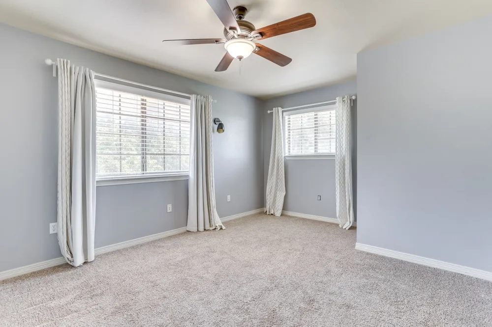 525 S Sugartree Drive Lipan, TX 76462