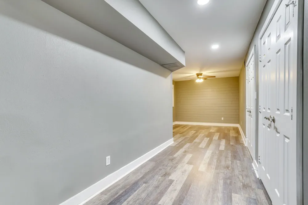 525 S Sugartree Drive Lipan, TX 76462