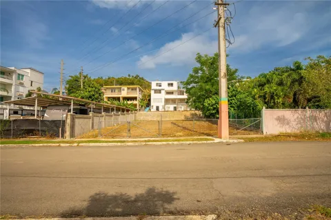 CALLE BENJAMIN GOMEZ
