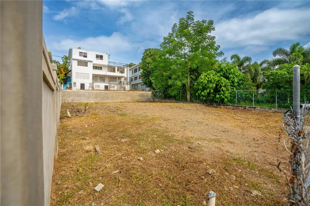 CALLE BENJAMIN GOMEZ Rincon, PR 00677