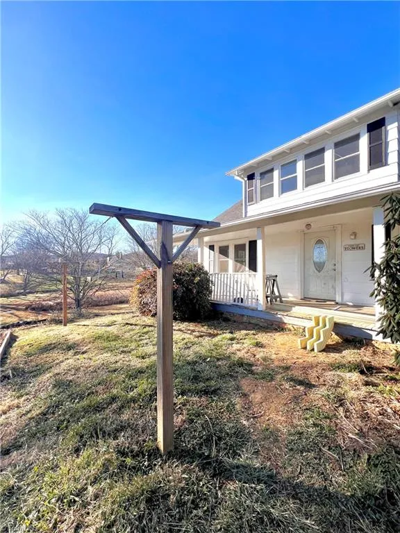 53 Wagoner Street Sparta, NC 28675