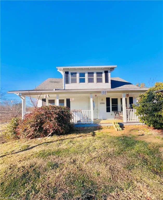 53 Wagoner Street Sparta, NC 28675