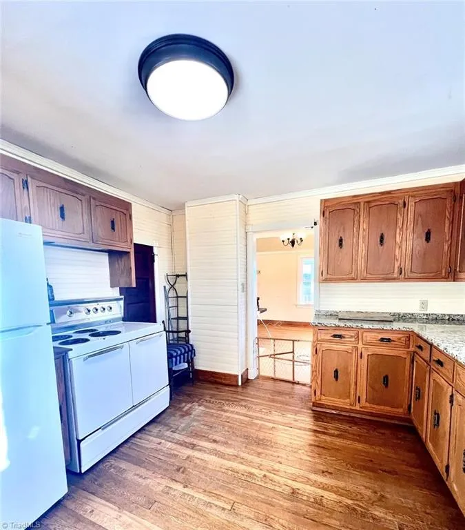 53 Wagoner Street Sparta, NC 28675