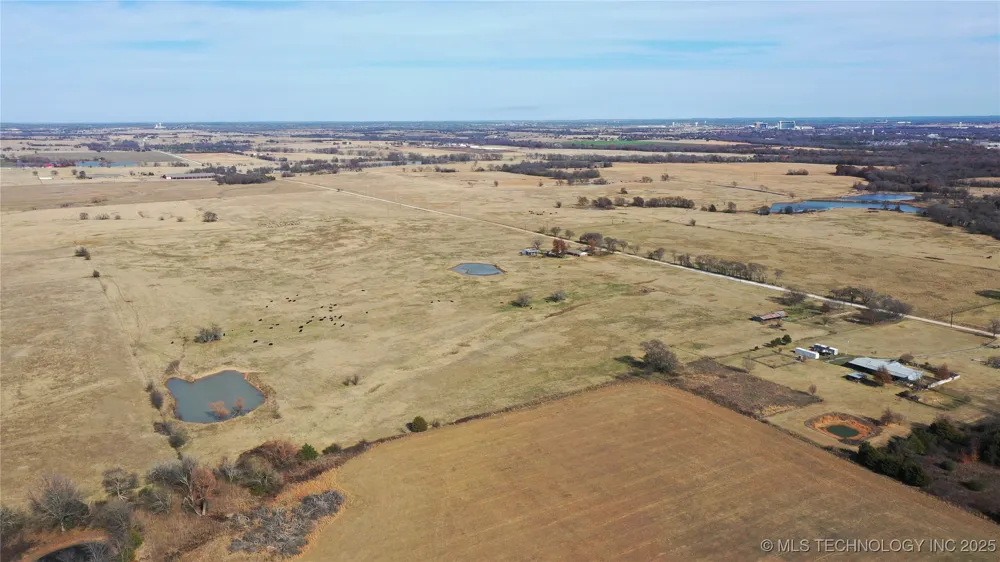 311 Jack Rabbit Road Calera, OK 74730