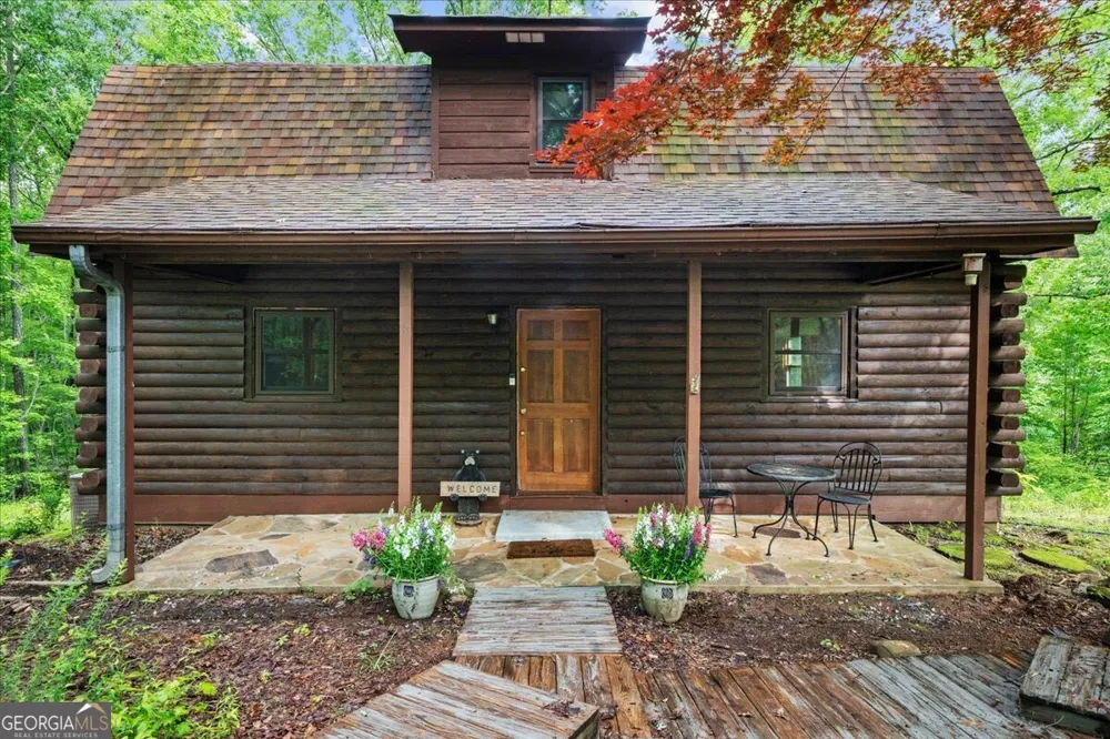 15 Bailey ST Whitesburg, GA 30185