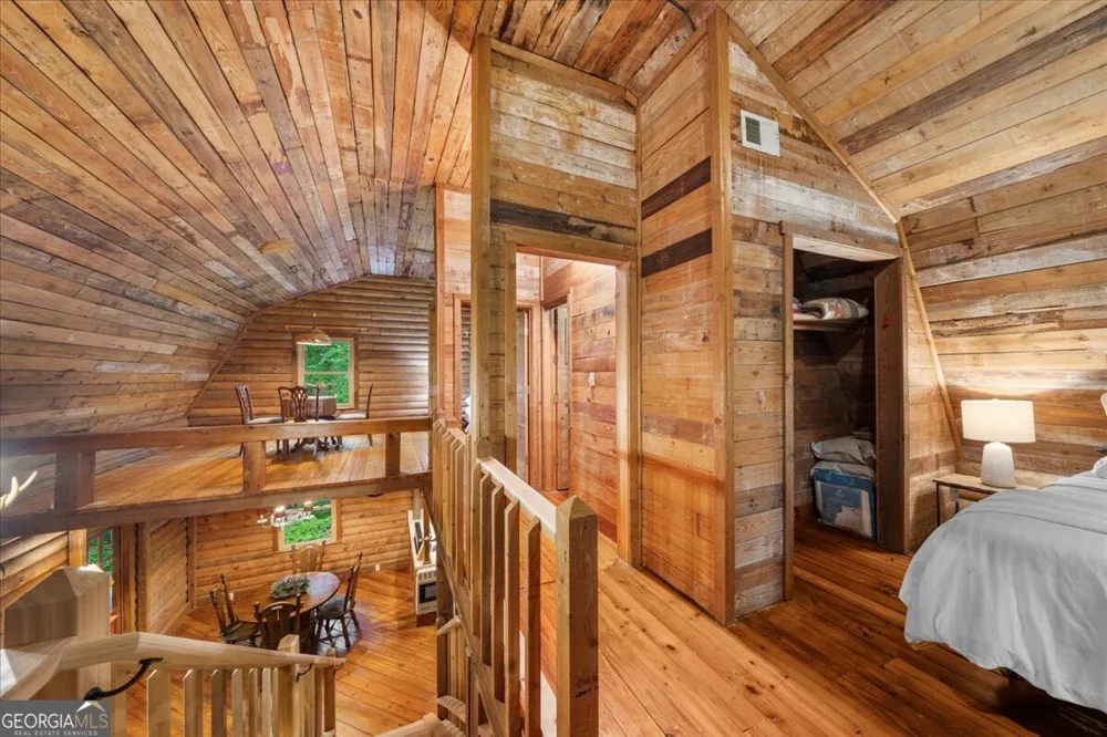 15 Bailey ST Whitesburg, GA 30185