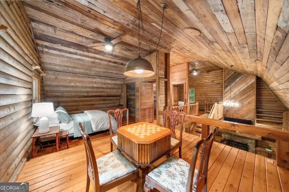 15 Bailey ST Whitesburg, GA 30185