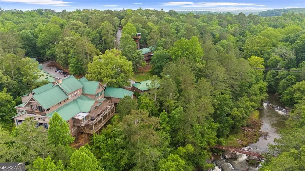 15 Bailey ST Whitesburg, GA 30185