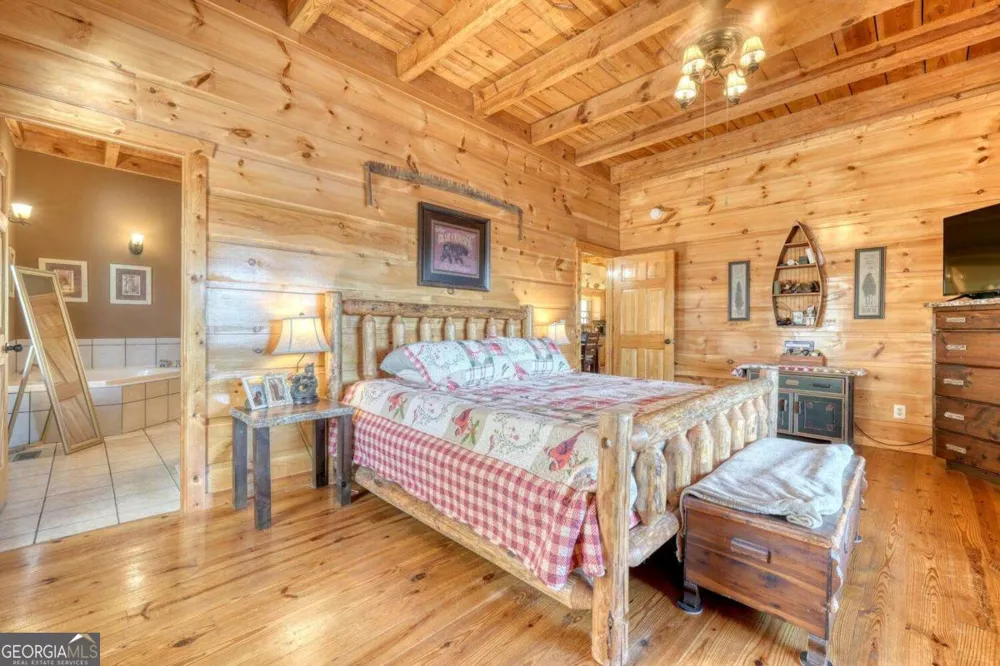 2567 Todd Shook RD Young Harris, GA 30582