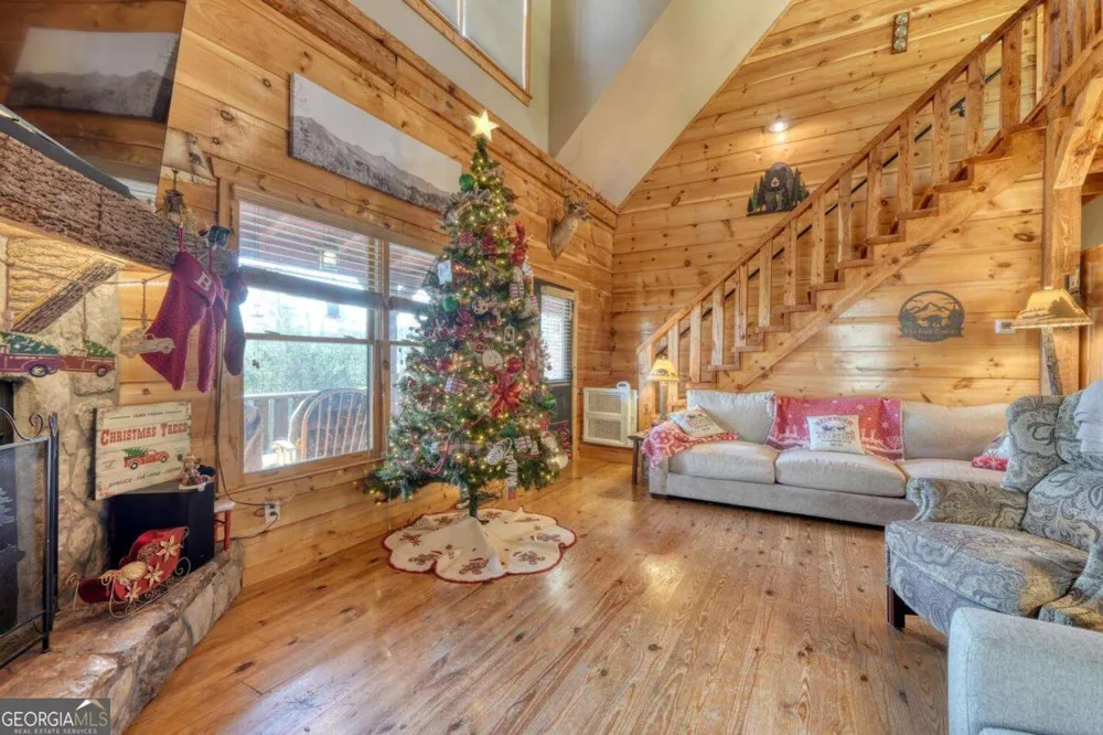 2567 Todd Shook RD Young Harris, GA 30582