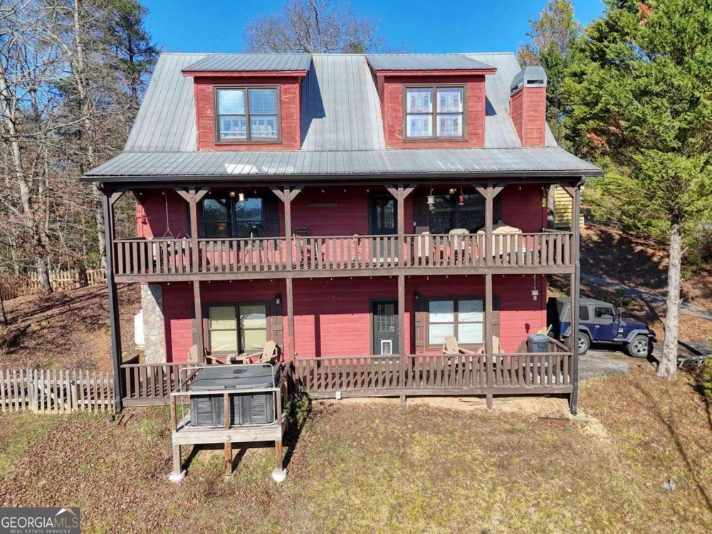 2567 Todd Shook RD Young Harris, GA 30582