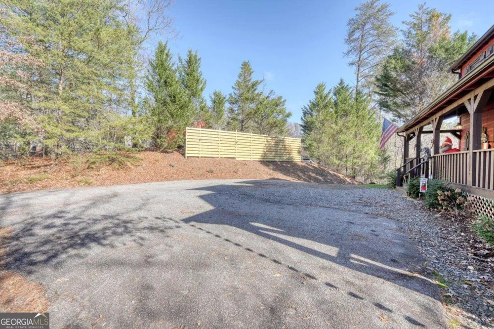 2567 Todd Shook RD Young Harris, GA 30582