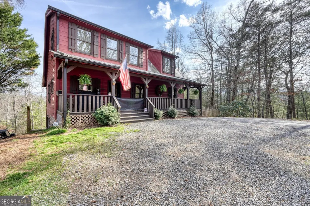 2567 Todd Shook RD Young Harris, GA 30582