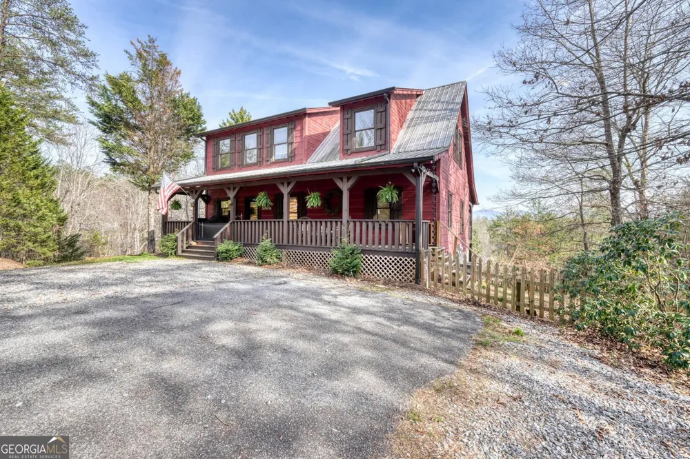2567 Todd Shook RD Young Harris, GA 30582