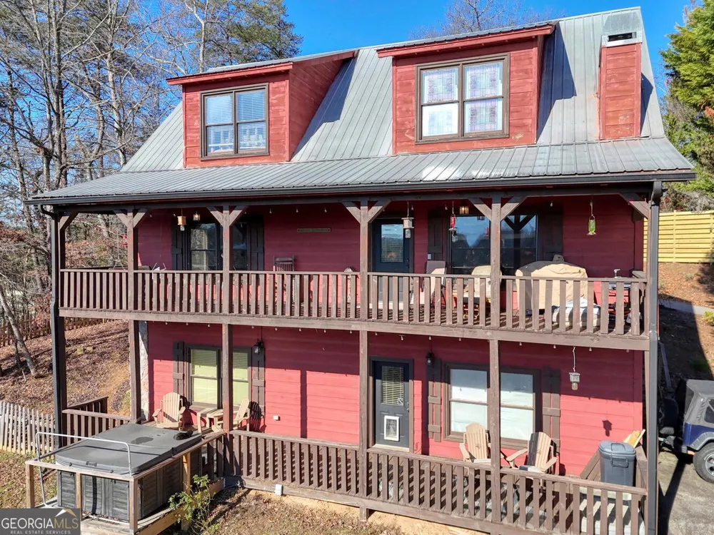 2567 Todd Shook RD Young Harris, GA 30582