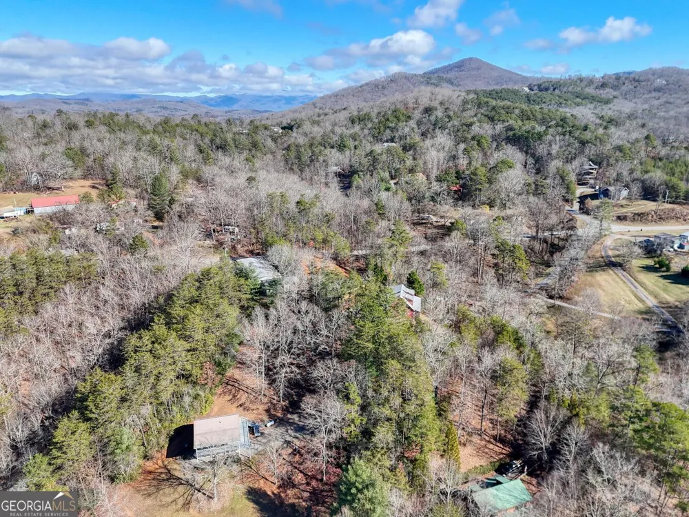 2567 Todd Shook RD Young Harris, GA 30582