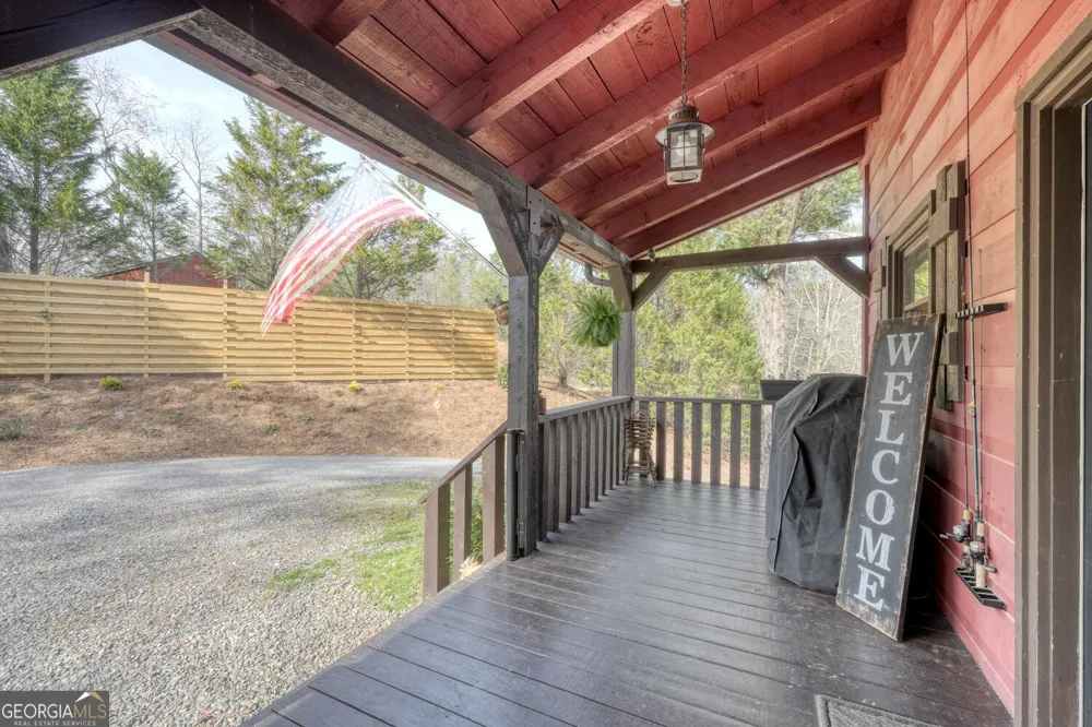 2567 Todd Shook RD Young Harris, GA 30582