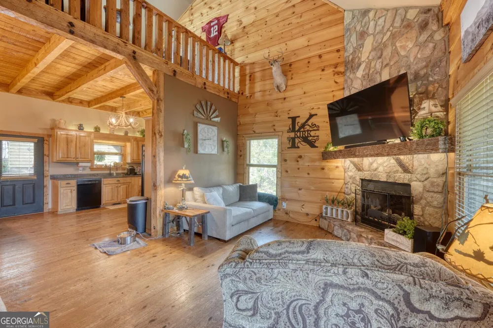 2567 Todd Shook RD Young Harris, GA 30582