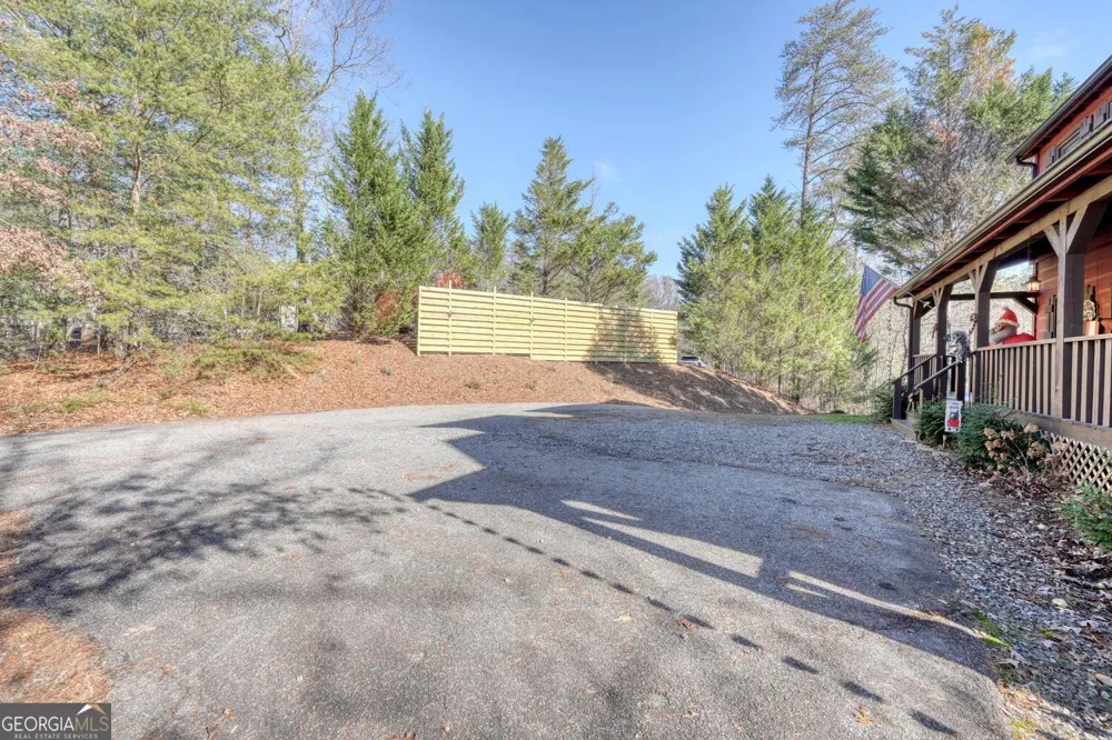 2567 Todd Shook RD Young Harris, GA 30582