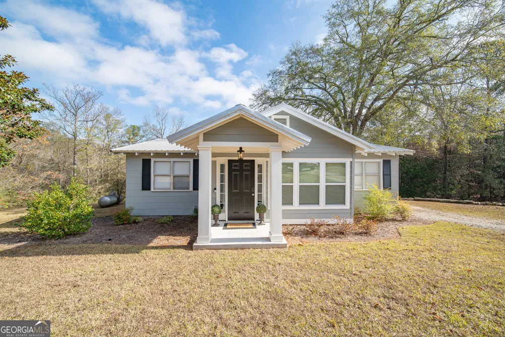 161 Calhoun RD Hamilton, GA 31811