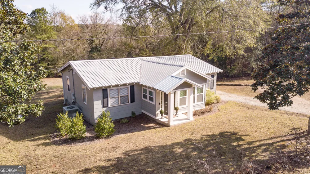161 Calhoun RD Hamilton, GA 31811