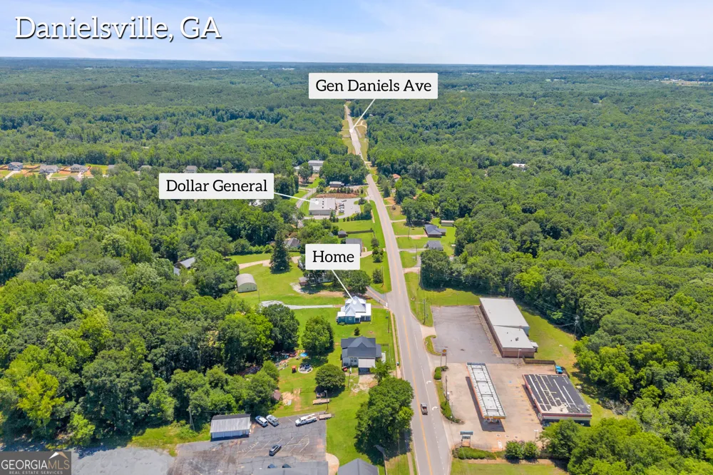 263 General Daniel AVE S Danielsville, GA 30633