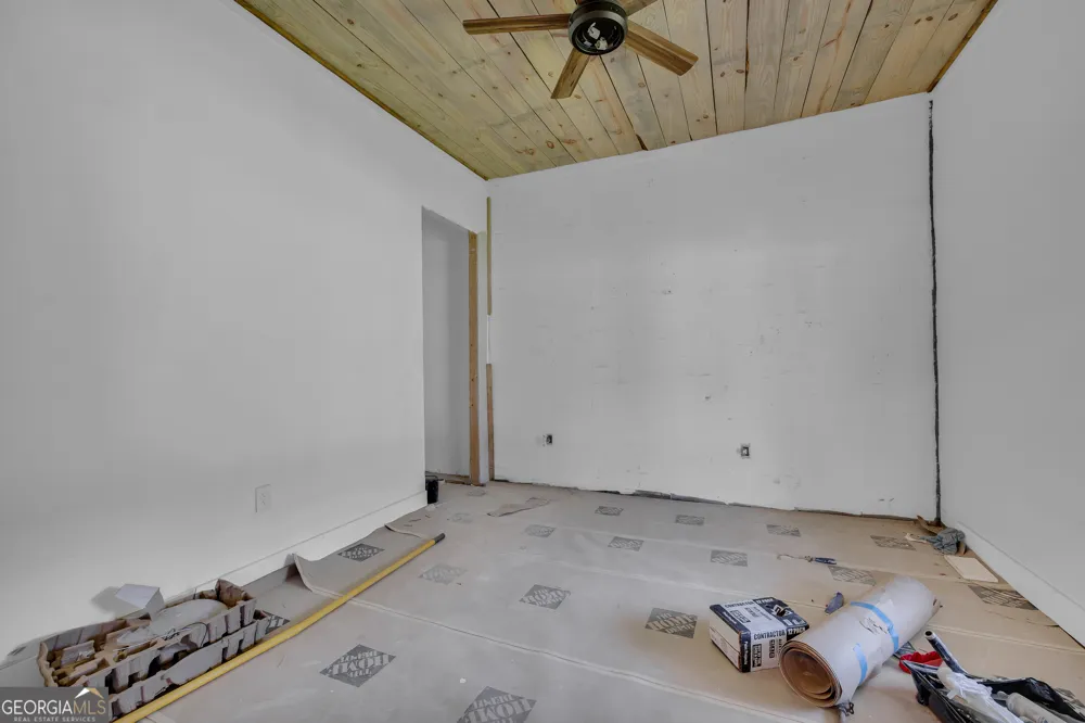 263 General Daniel AVE S Danielsville, GA 30633