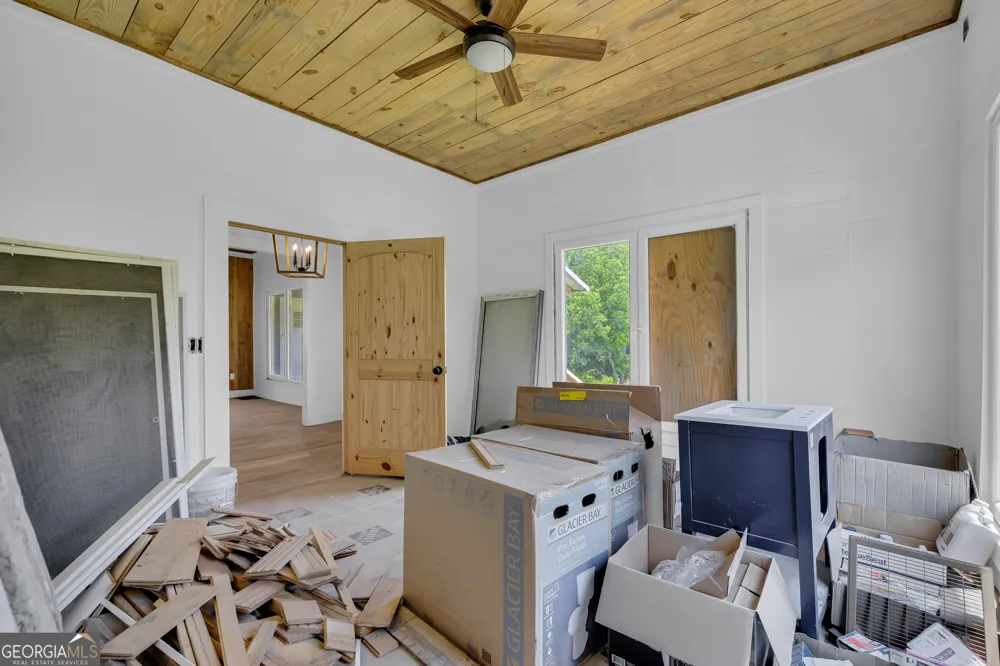 263 General Daniel AVE S Danielsville, GA 30633