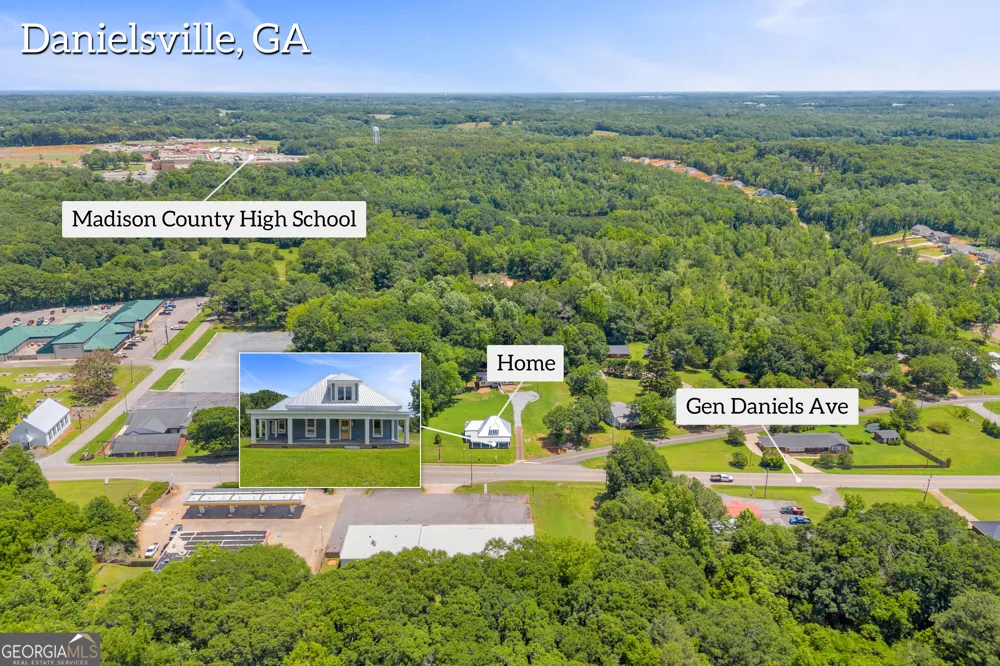 263 General Daniel AVE S Danielsville, GA 30633