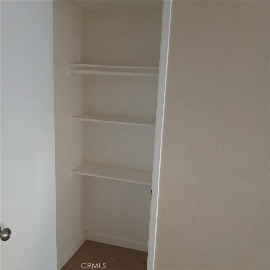2433 West Acacia Avenue Hemet, CA 92545