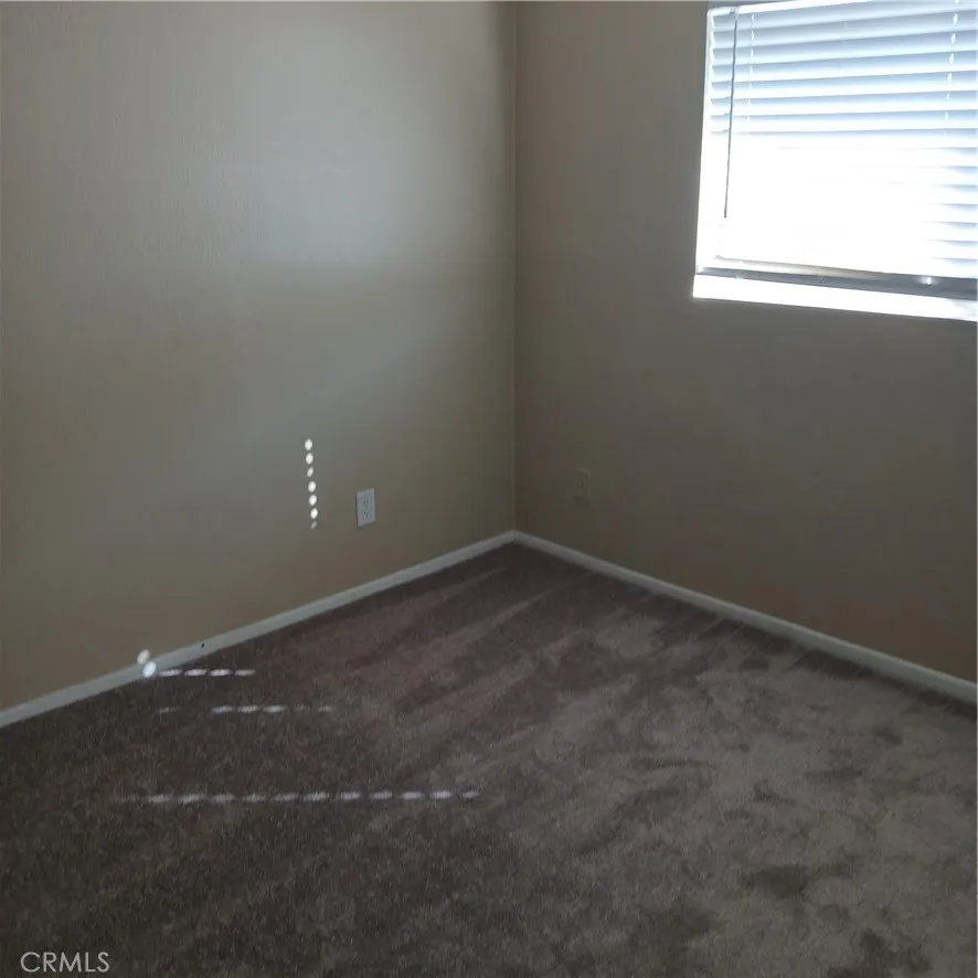 2433 West Acacia Avenue Hemet, CA 92545