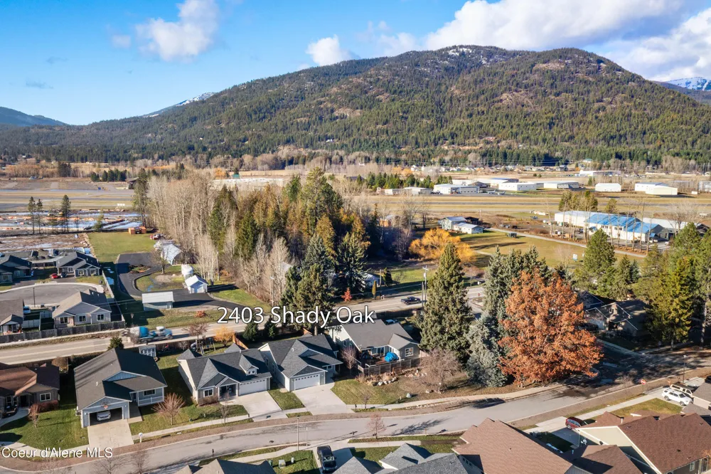 2403 Shady Oak Sandpoint, ID 83864