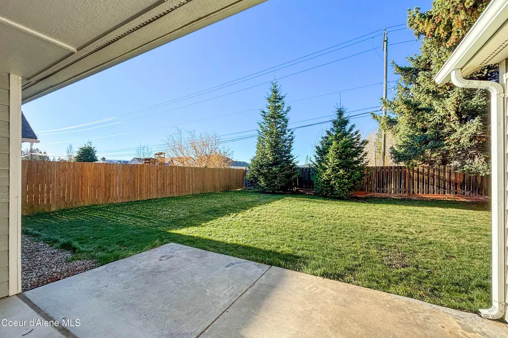 2403 Shady Oak Sandpoint, ID 83864