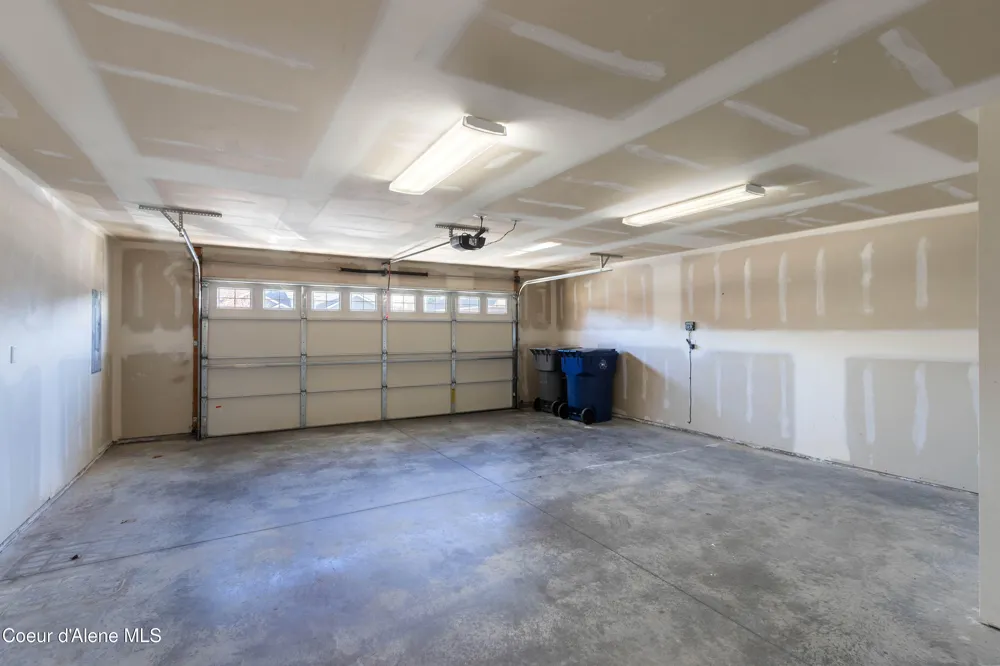 2403 Shady Oak Sandpoint, ID 83864
