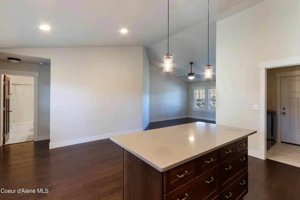 2403 Shady Oak Sandpoint, ID 83864