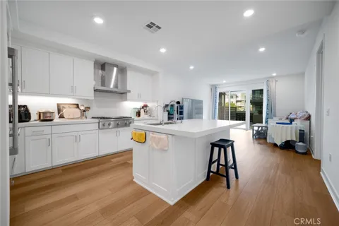 2202 Rivington