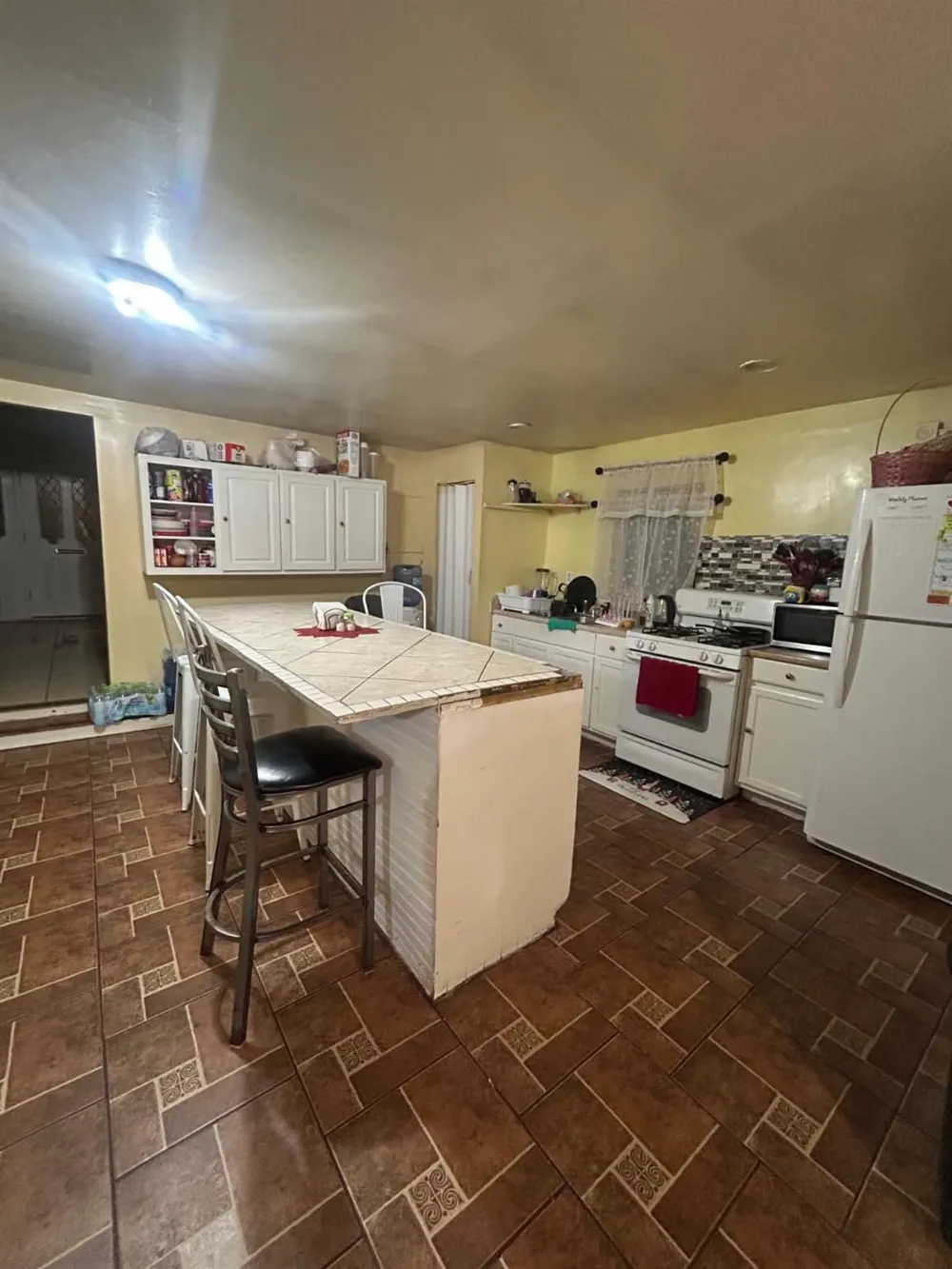 909 S Mineola Street Midland, TX 79701