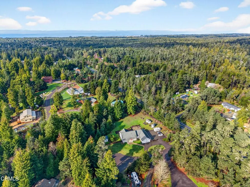 18970 Quail Court Fort Bragg, CA 95437