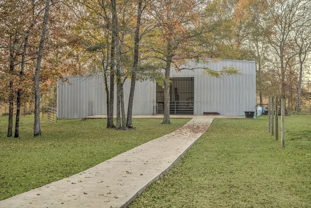 20205 Highway 146 Liberty, TX 77575