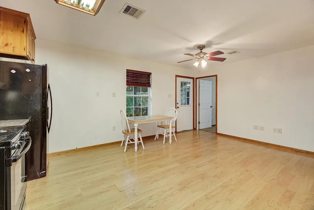 20205 Highway 146 Liberty, TX 77575