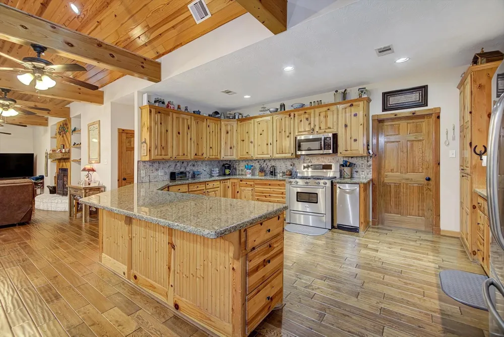 20205 Highway 146 Liberty, TX 77575
