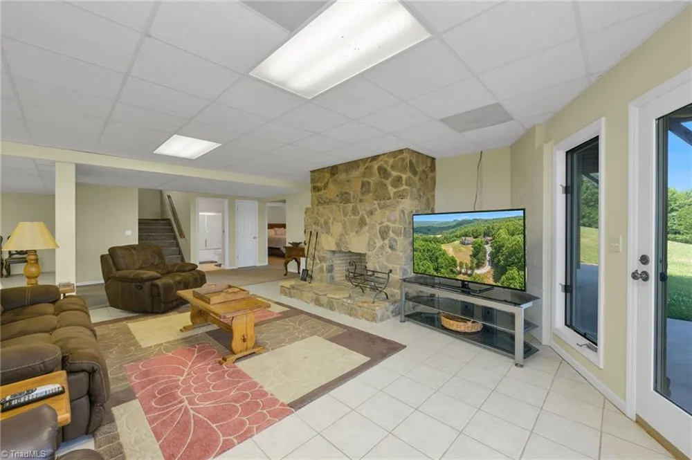 4937 W NC Highway 268 Wilkesboro, NC 28697