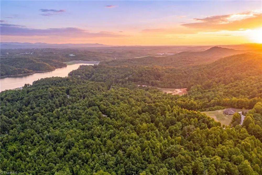 4937 W NC Highway 268 Wilkesboro, NC 28697
